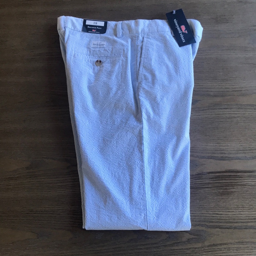 Vineyard Vines breaker pant